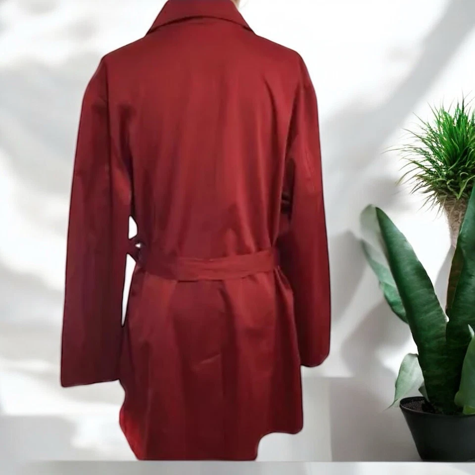 Impermeable Impermeable Cuello Rojo Forrado Botones Cinturón Bolsillos Hasta la Rodilla Grande Foto 2 de 4