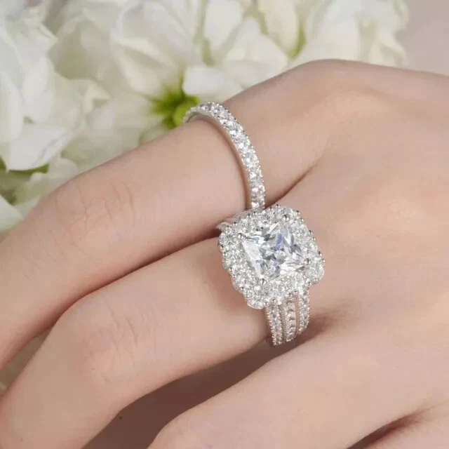 Juegos de anillos de compromiso de boda con halo de 4 quilates para mujer de plata de ley 925 circonita cúbica Foto 4 de 4