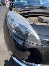 Feu avant (phare) Renault SCENIC