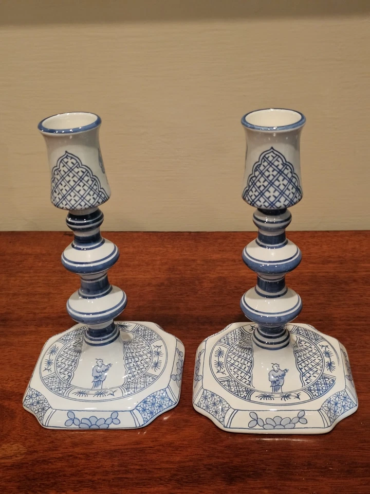 Pair of Delft Royal Goedewaagen Williamsburg Restoration Blue Candlesticks C 57 - Image 2 of 4