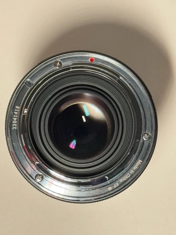 Lente multicapa Meike 25 mm F/1,8 APS-C para Canon EF-M (excelente estado) Foto 3 de 4