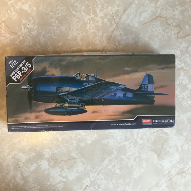 Academy Model Kit 2121 Grumman F6f3/5 Hellcat WWII Navy Fighter 1 72