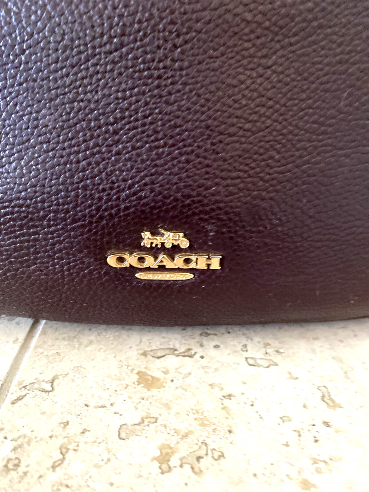 COACH Sutton Hobo Bag Pebble Leather Oxblood Cr… Gem