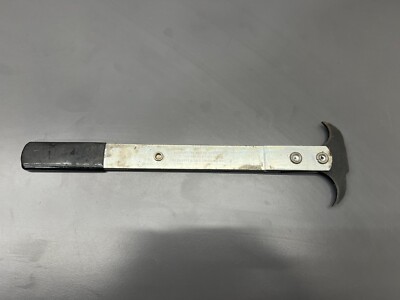 (N) VINTAGE BUSHING OIL GREASE SEAL PULLER REMOVER PRY BAR HOOK TOOL - VGC USA