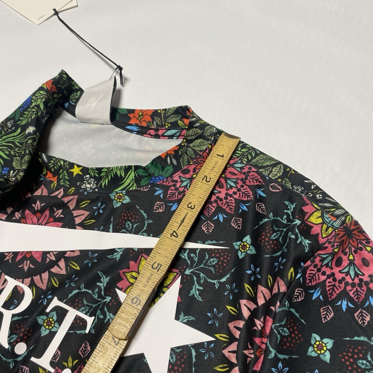 NIKE NikeLab x Riccardo Tisci Floral Short Sleeve Shirt NIKE NikeLab x Riccardo Tisci Floral Short Sleeve Shirt