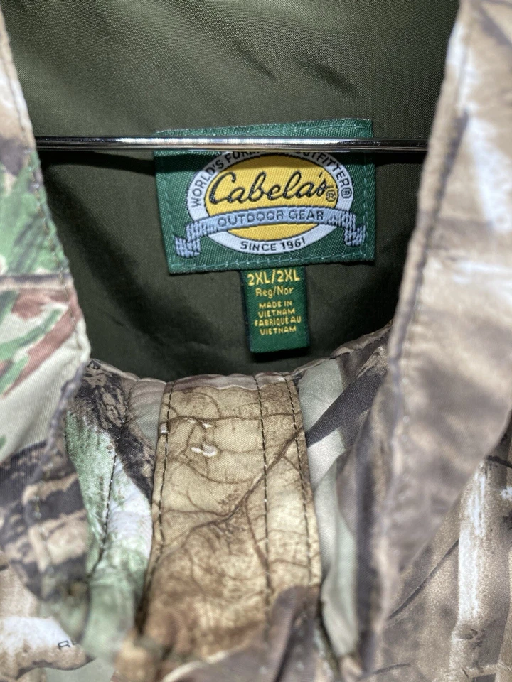 Cabelas Wind Shear Realtree Ap HD Men’s 2XL Reg Full Zip Hideaway Hood Jacket - Image 2 of 4