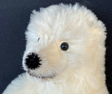 Kösen 3261 Eisbär Hudson sitzend Bär Weiß...