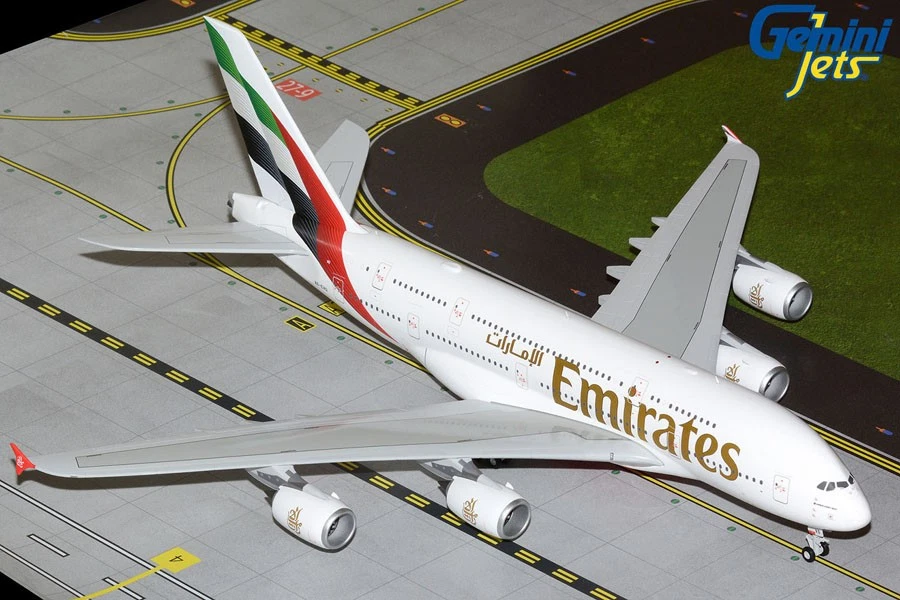 GeminiJets Airbus A380 Diecast Aircraft & Spacecraft 1:200 Scale
