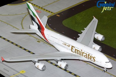 Gemini Jets 1:200 Emirates Airbus A380-800 A6-EVG Diecast Model Aircraft