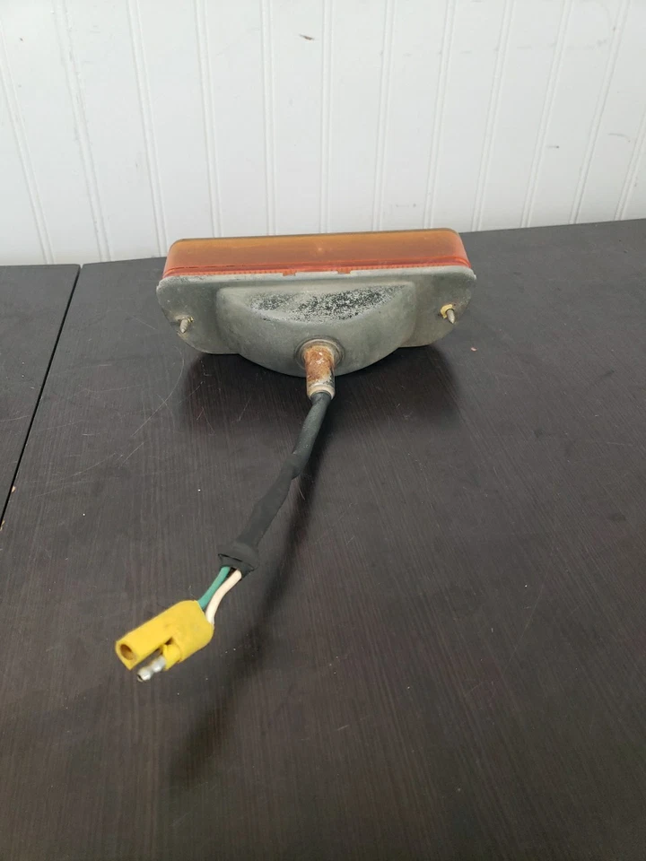 Luz de estacionamiento de giro delantera derecha OEM NOS Dodge Pickup Truck D100 D150 D250 Ramcharger Foto 4 de 4