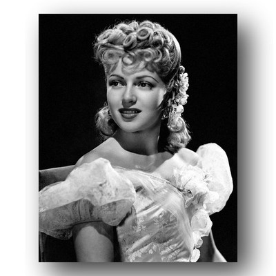Lana Turner Photo 8x10 Dr Jekyll And Mr Hyde Film Set 1940s Portrait