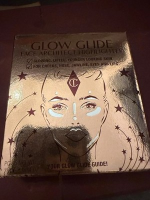 Charlotte Tilbury Hollywood Glow Glide Face Highlighter | 7g | Bronze Glow