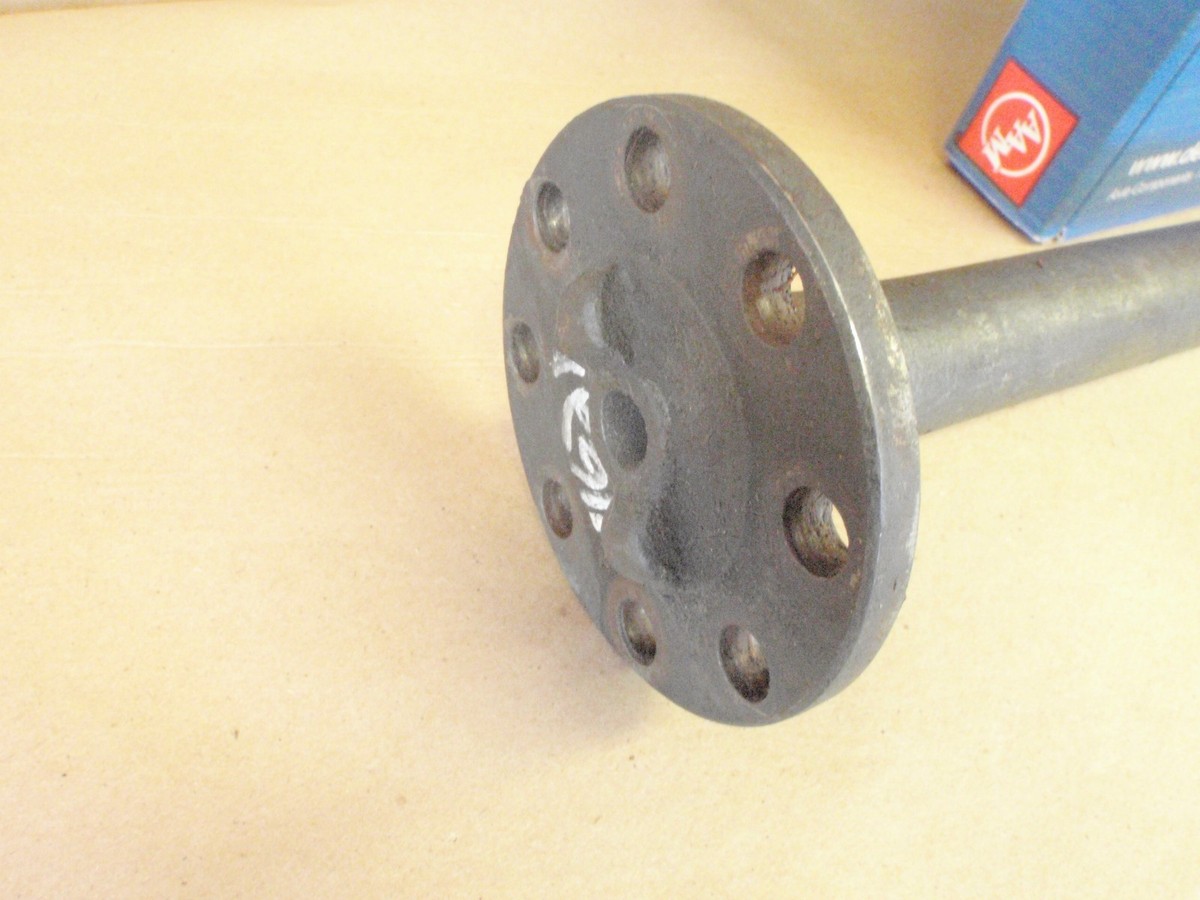 14 Bolt 10.5 Rear Axle Shaft RH Passenger Side 1974-1997 3977384  