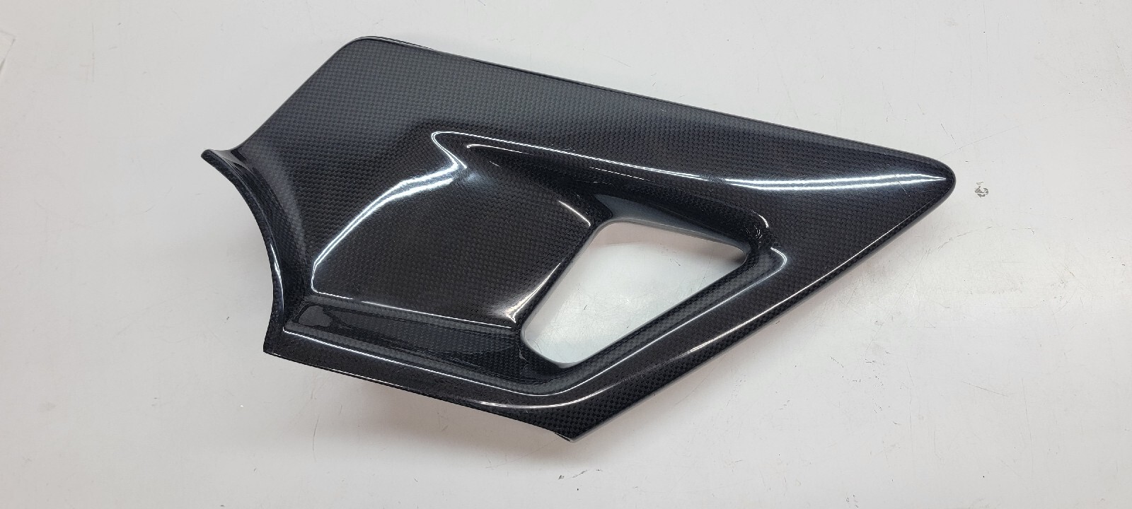LAMBORGHINI MURCIELAGO LP640 CARBON FIBER RIGHT SIDE GRAB HANDLE OEM 413857607A