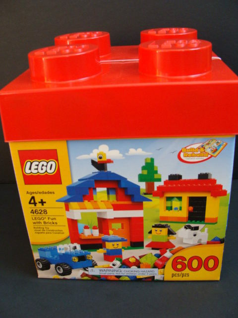New LEGO Fun With Bricks 4628 Building Kit 600pc Blocks Box