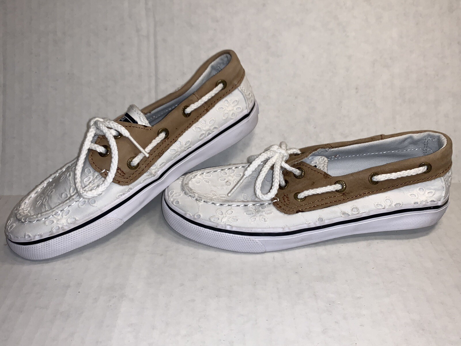 top sider white shoes