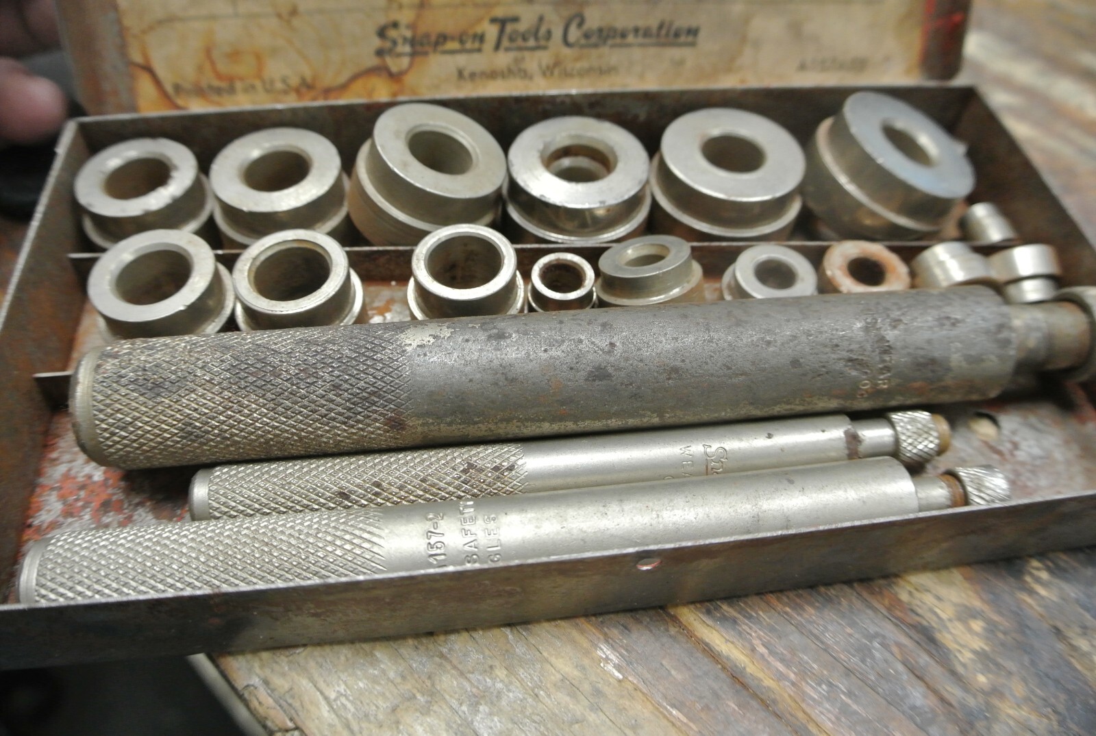 Vintage SNAP ON A157A BUSHING DRIVER SET eBay