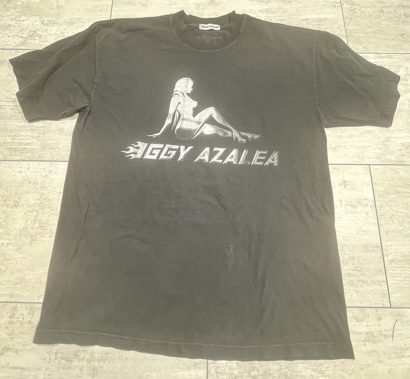 Iggy Azalea Walk A Mile Graphic T-shirt Men Large Black I Am The Stripclub Music