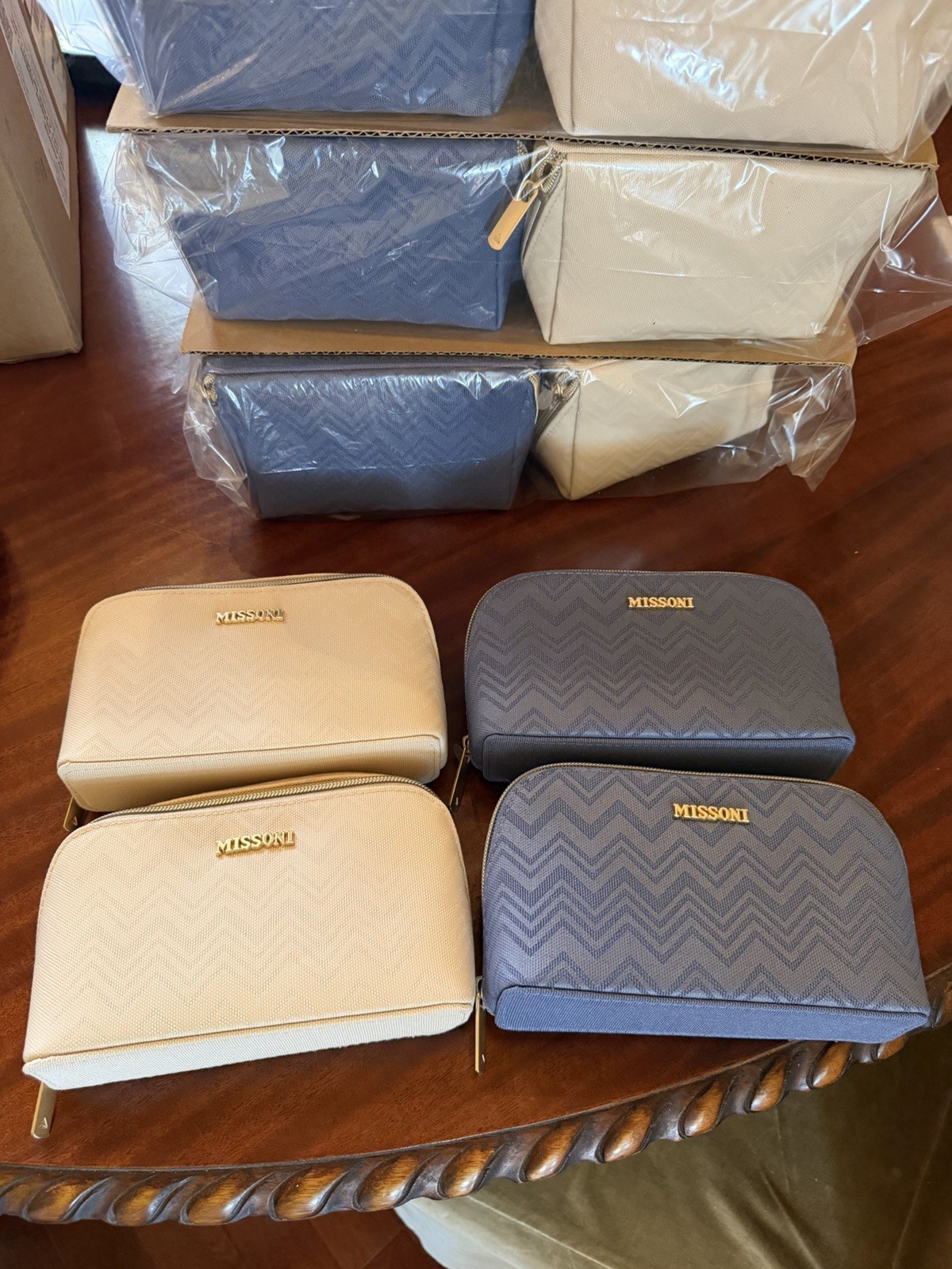 Set Of  2 Blue 2 Beige Delta One Missoni Travel Amenity Kits – New Sealed Gift ￼ — image 2