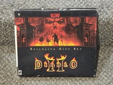 Diablo II 2 Exclusive Gift Set PC  + Diablo 1 & Strategy Guides Missing Disc
