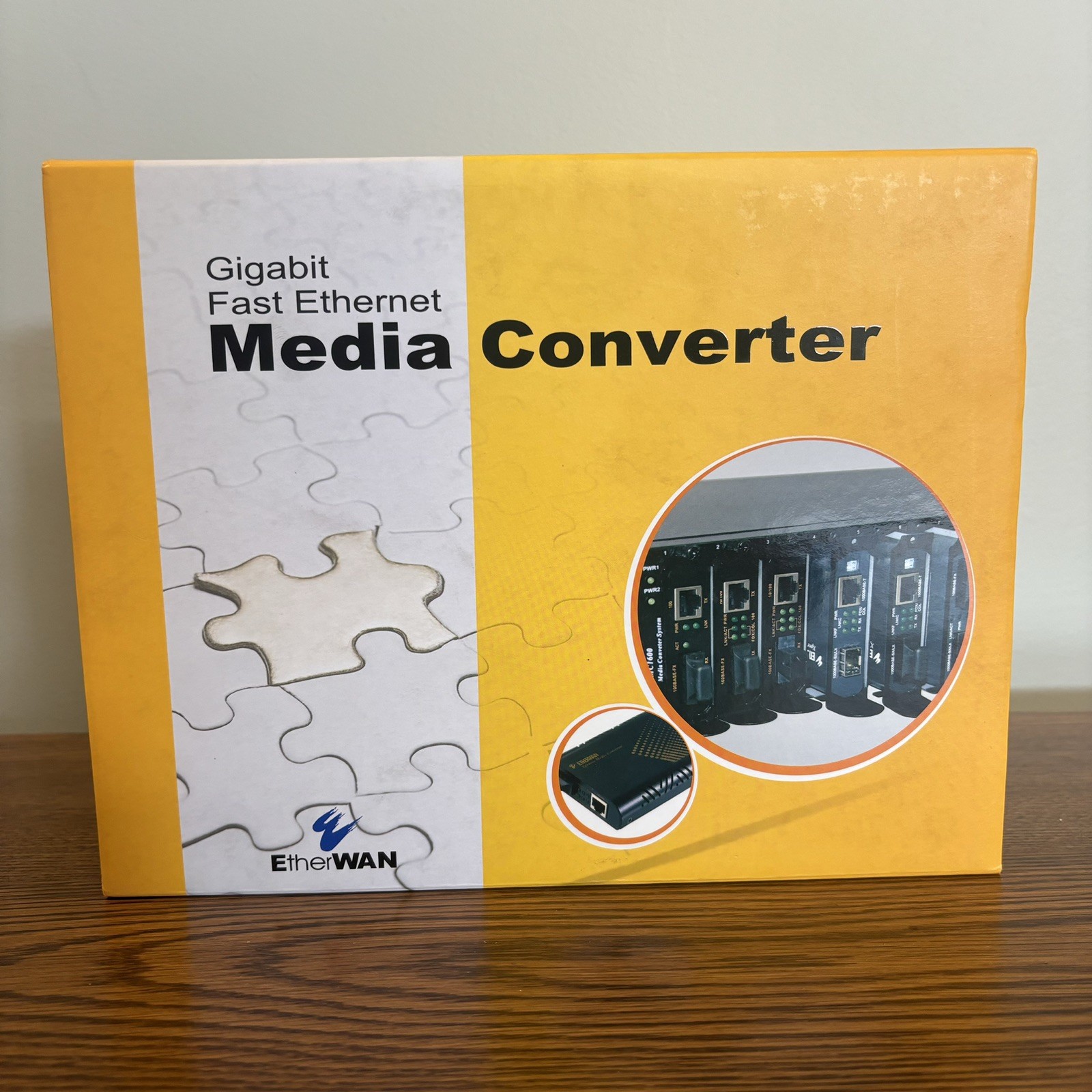 NEW Etherwan EL100T Gigabit Fast Ethernet Media Converter