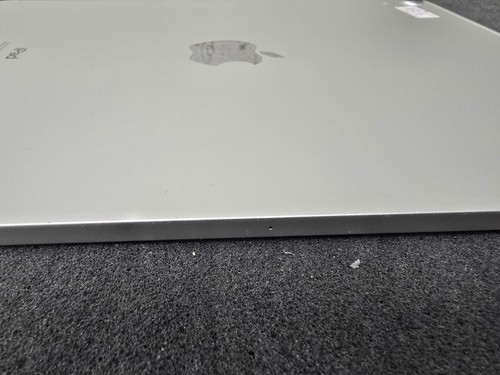 Apple iPad Pro 11" (1st Gen) 64GB Wi-Fi + 4G Cellular Unlocked A1934 - Silver - Afbeelding 11 van 15
