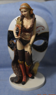 Leonardo Collection Female Mardi Gras Figure 10 1/2'' w/ Mask
