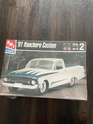 AMT Ertl ‘61 Ranchero Custom 1:25 Car Model Kit Factory Sealed 1998 | eBay