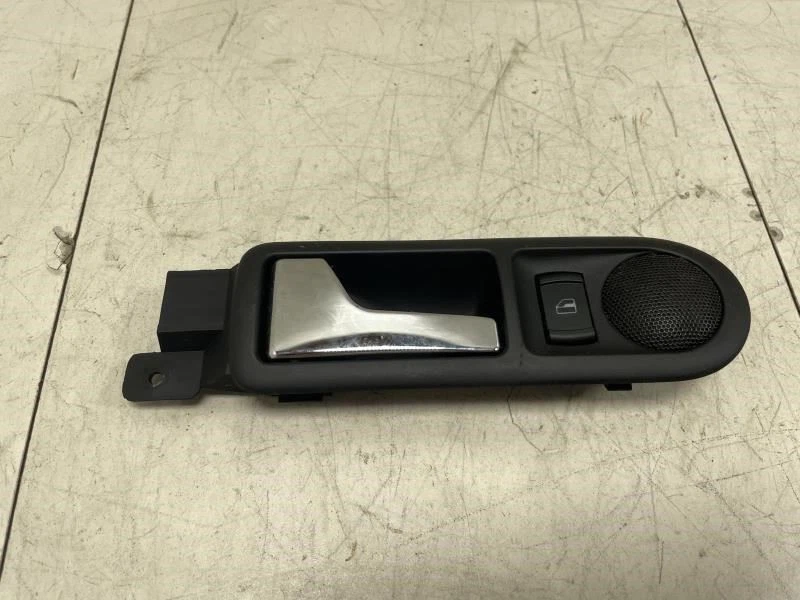 Volkswagen Passat V6 GLX 2004 manija interior trasera izquierda lado del conductor OEM+ Foto 4 de 4