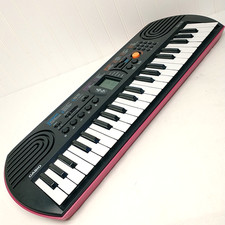 Casio SA-78 44-Key Mini Keyboard 100 Tones 50 Rhythms Speakers PINK Portable