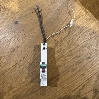 CRABTREE 32 AMP CURVE C 6kA 30mA RCBO TYP A 61/B13230 STARBREAKER WC