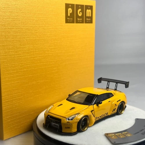 1/64 PGM Nissan Skyline GTR R35 Pandem Rocket Bunny Yellow Round Box Version