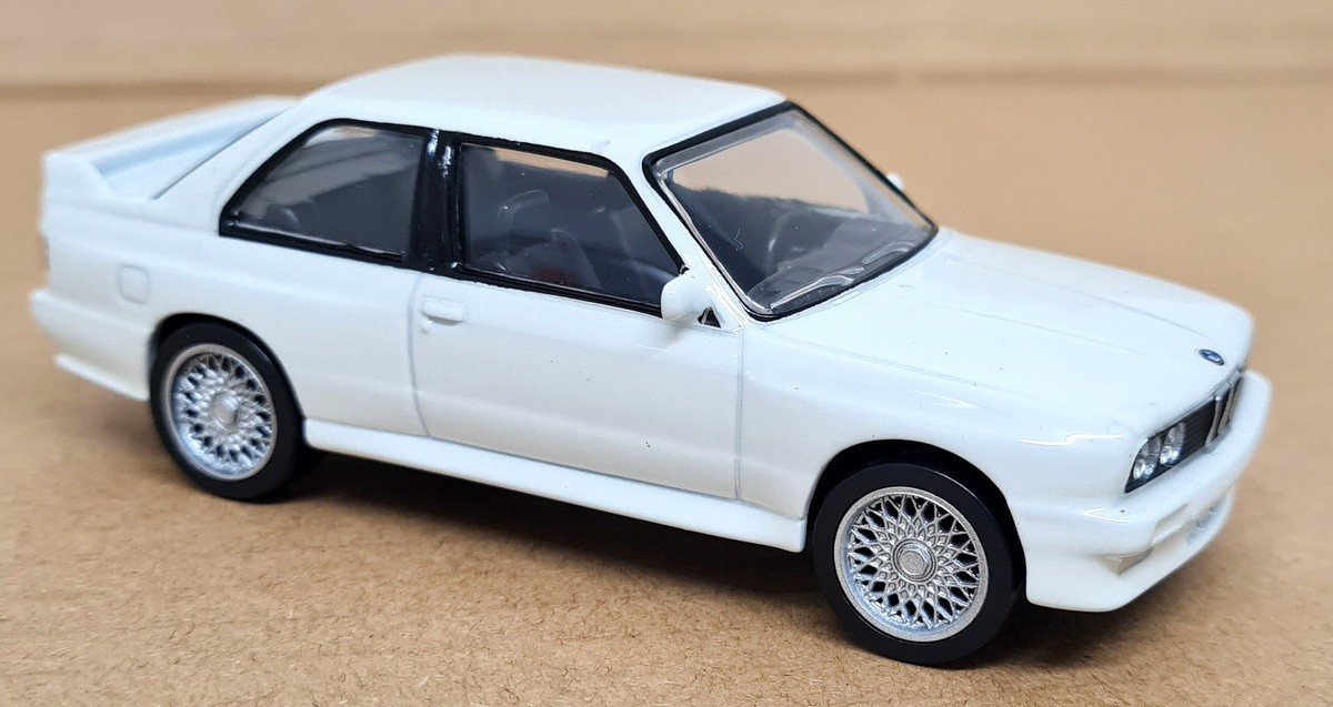 Norev 1/43 - BMW M3 E30 White 1986 Diecast Scale Model Car