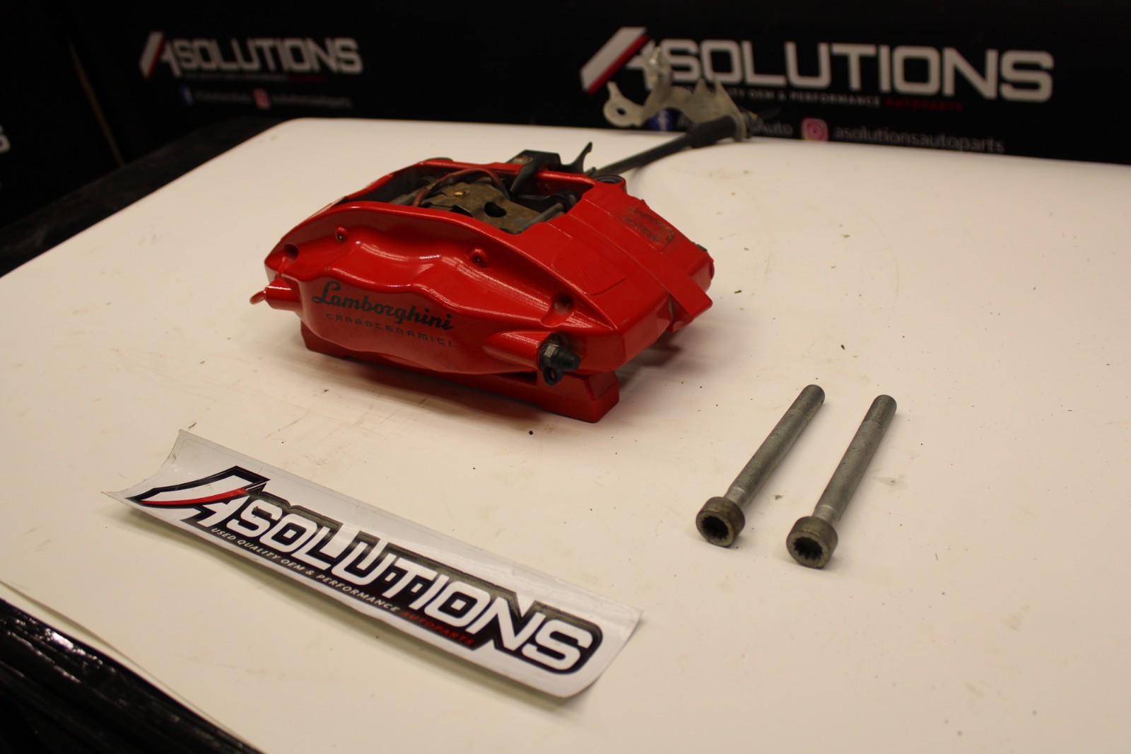 LAMBORGHINI HURACAN LP610-4 OEM REAR LEFT DRIVER BREMBO BRAKE CALIPER 4T0615405J