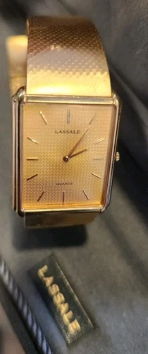 New ListingRare gold mesh men's Seiko LASSALE watch ultra thin tank