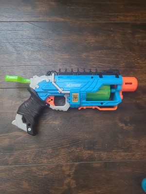   X-Shot  Dino Attack  Series Dino Striker Blaster 