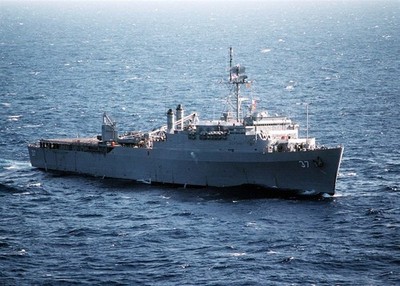 1984 Dock Landing Ship LSD-37 USS Portland Starboard Bow View 5x7 Photo