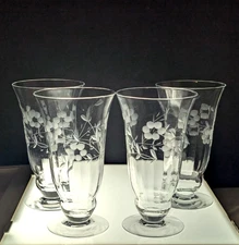 4 Vintage Cut Glass Iced Tea Glasses Footed w Ridges Floral Flower Designs