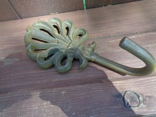 VINTAGE HEAVY RUSTIC CAST IRON WALL HOOK Coat Hat Towel Hook 8.25" X 3.75"