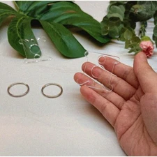 ThreadTrove: Acrylic Bobbin Bliss - 30pcs of Clear Floss Chips for Embroidery Fl