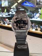RW-1954) CASIO G-SHOCK DW-5600SKC-1DR WRISTWATCH VERYGOOD M RW-1954) CASIO G-SHOCK DW-5600SKC-1DR WRISTWATCH VERYGOOD M
