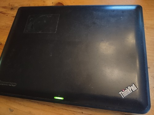 Lenovo ThinkPad X131e - Picture 2 of 6