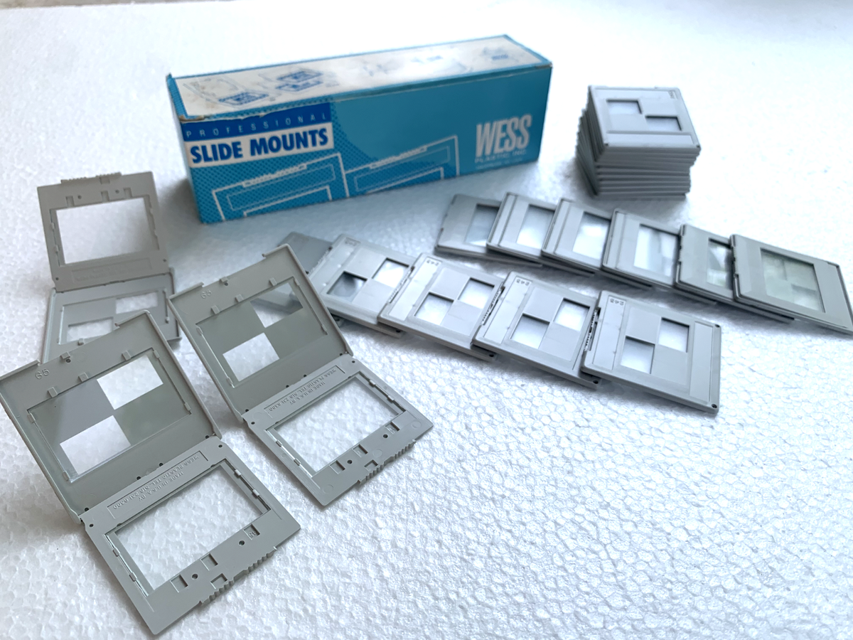 Wess Plastic 35mm Film Professional Glass Slide Mounts 50 Pcs x1