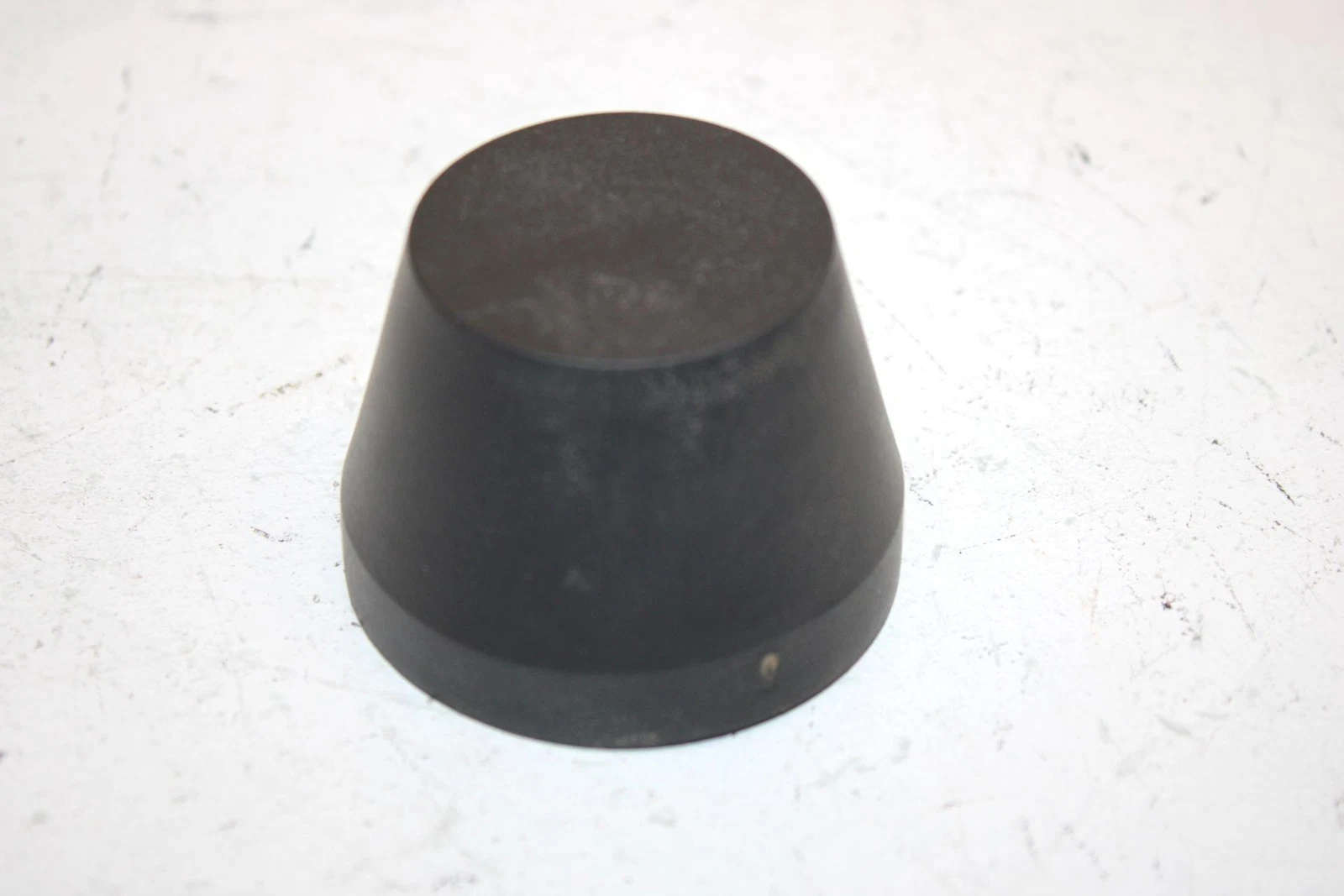 Cap, Hub