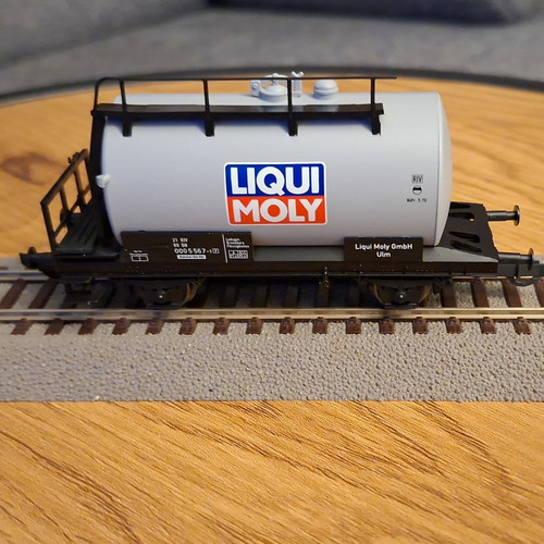 PIKO H0 Kesselwagen "LIQUI MOLY"  grau/schwarz, Epoche IV, Art.-Nr. 57775 | Condition: Gebraucht