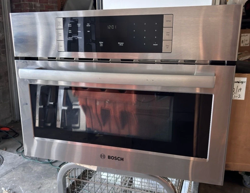 "Horno microondas incorporado Bosch serie 500 HMB57152UC 27""" Foto 3 de 4