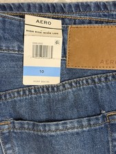 Size 10 wide legged Aeropostale jeans high rise