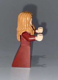 LEGO Pirates Of The Caribbean Minifigure Elizabeth Swann Turner from 4181