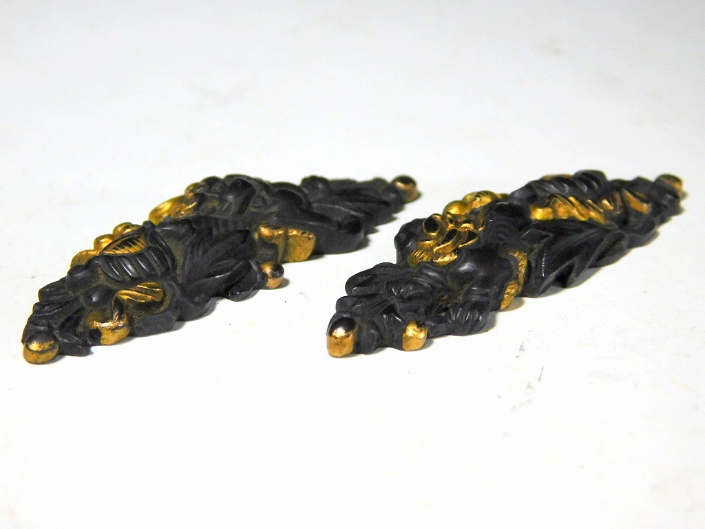 Shishi and Peony 43mm Large Kinko 目貫 Menuki Edo original tsuba antique