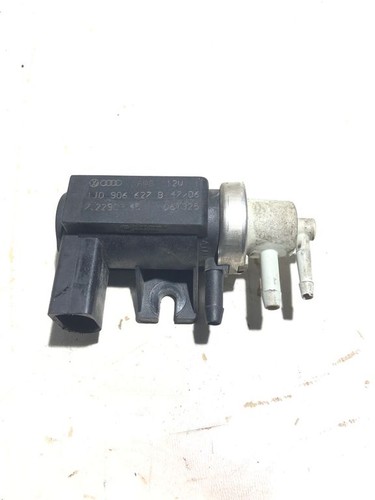 Volkswagen PASSAT B6 Turbolader Druckwandler Magnetventil 1J0906627B
